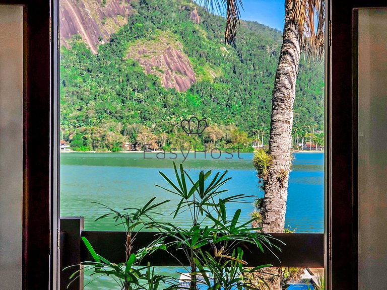 Casa para temporada em Angra dos Reis com piscina vista mar