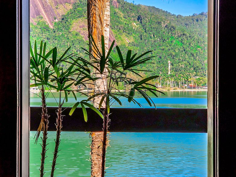 Casa para temporada em Angra dos Reis com piscina vista mar