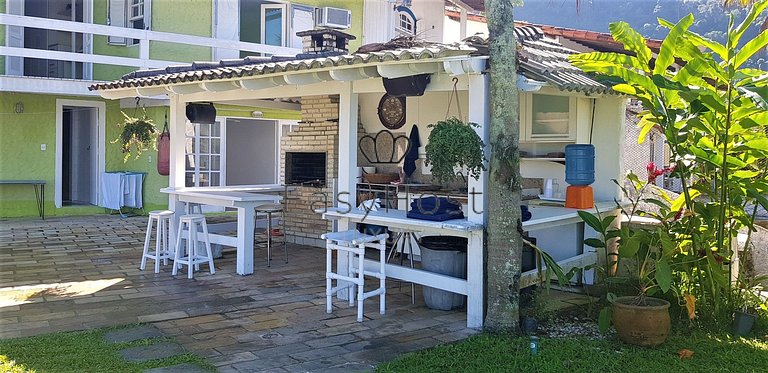 Linda Casa em Ponta dos Ubas em Angra dos Reis