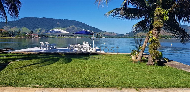 Linda Casa em Ponta dos Ubas em Angra dos Reis