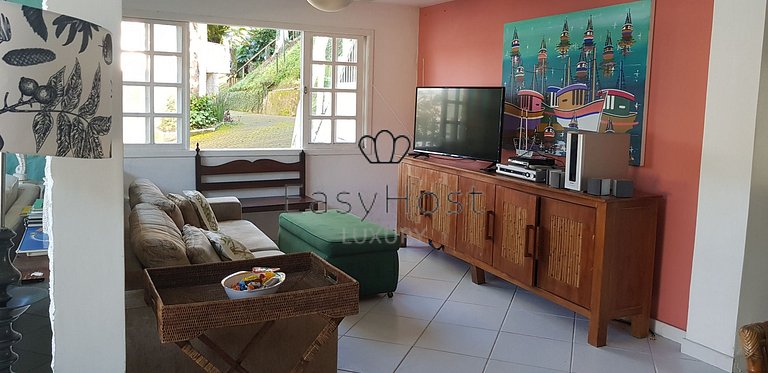 Linda Casa em Ponta dos Ubas em Angra dos Reis