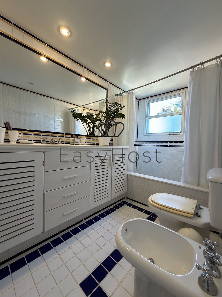 House for sale in Angra dos Reis in condominium