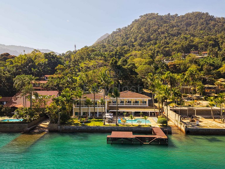 Una propiedad singular frente al mar — Condominio Portogalo