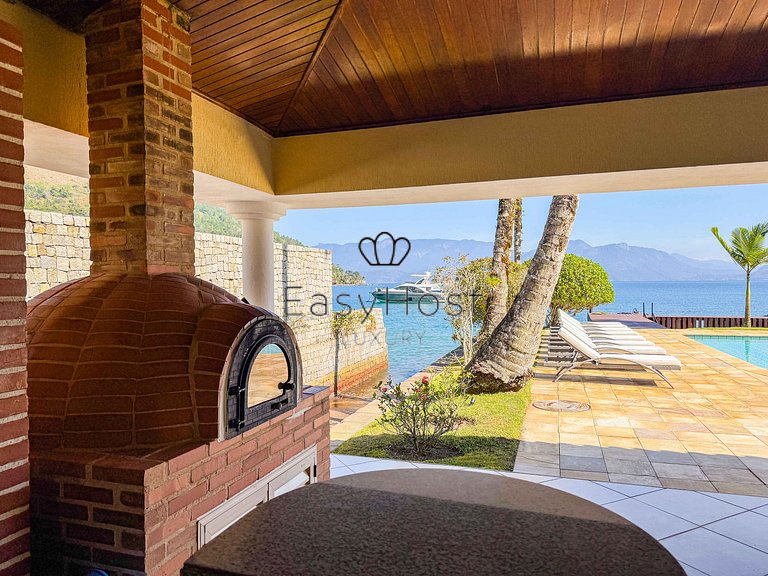 Una propiedad singular frente al mar — Condominio Portogalo