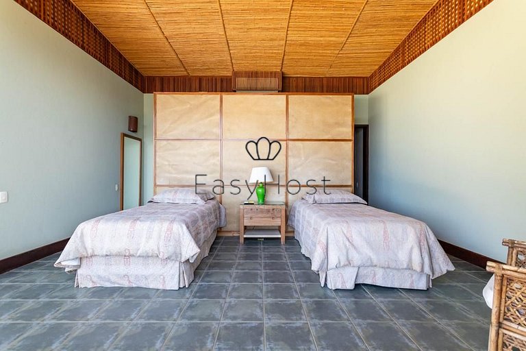 Aluguel de casa luxuosa em Angra dos Reis com piscina e prai