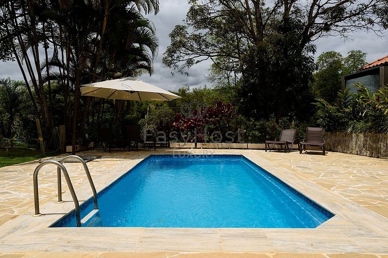 Casa para temporada em Itaipava com piscina